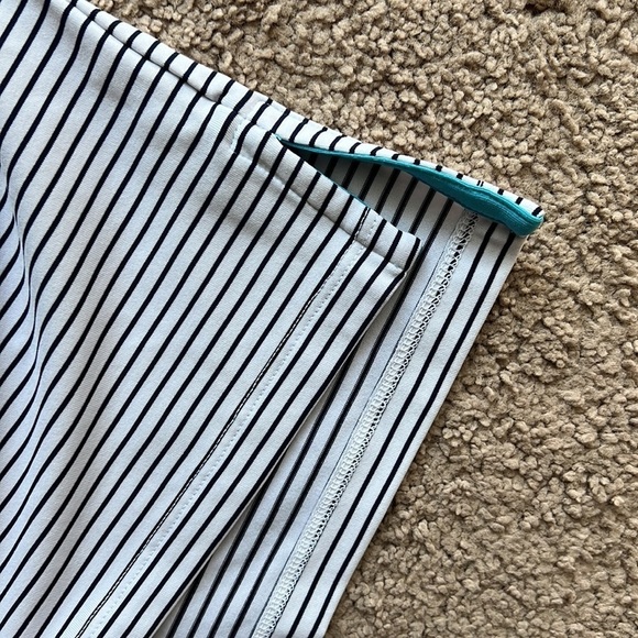 Greyson Ohoopee Striped White Navy Golf Polo - Picture 7 of 8